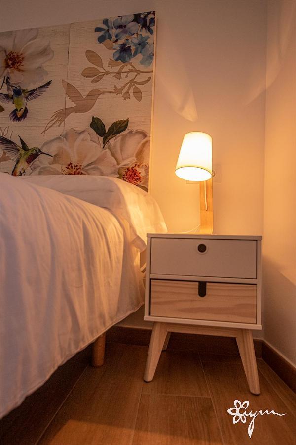 Apartamentos Turisticos Abrilymarzo Caces Dış mekan fotoğraf