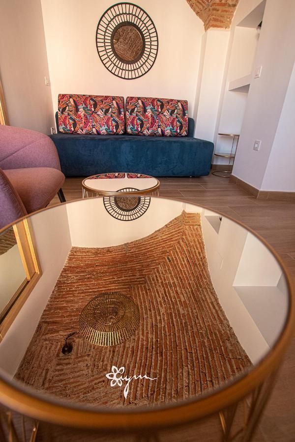 Apartamentos Turisticos Abrilymarzo Caces Dış mekan fotoğraf